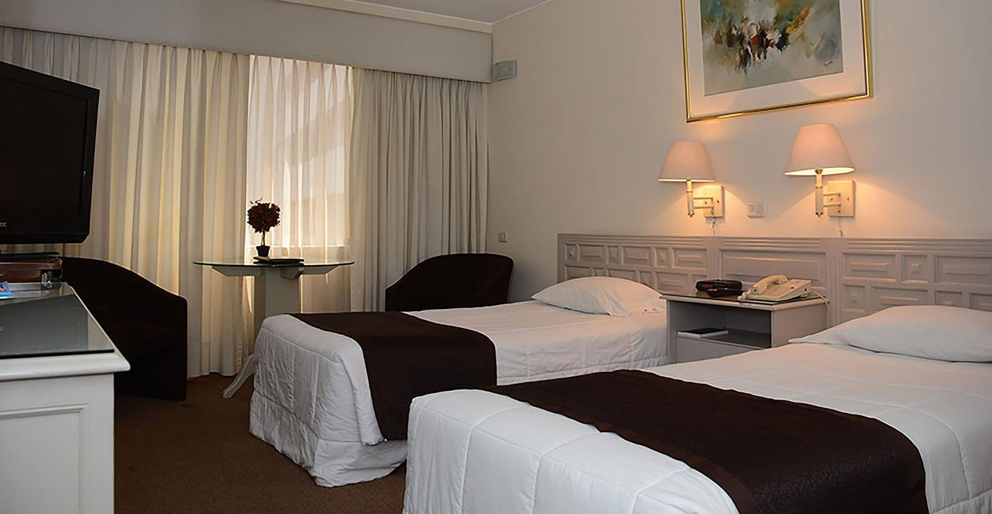 Hotel Maria Angola Lima Zewnętrze zdjęcie