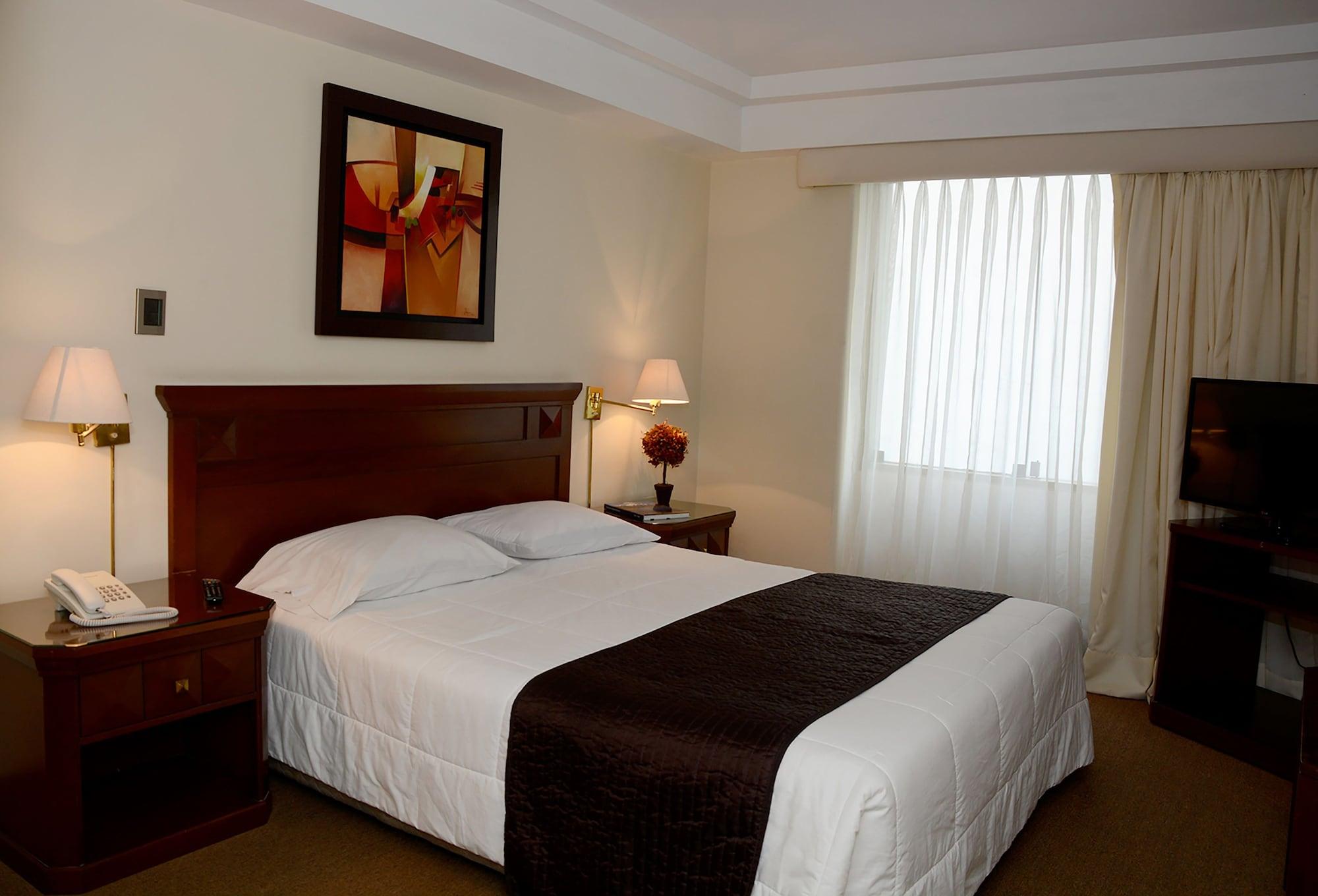 Hotel Maria Angola Lima Zewnętrze zdjęcie