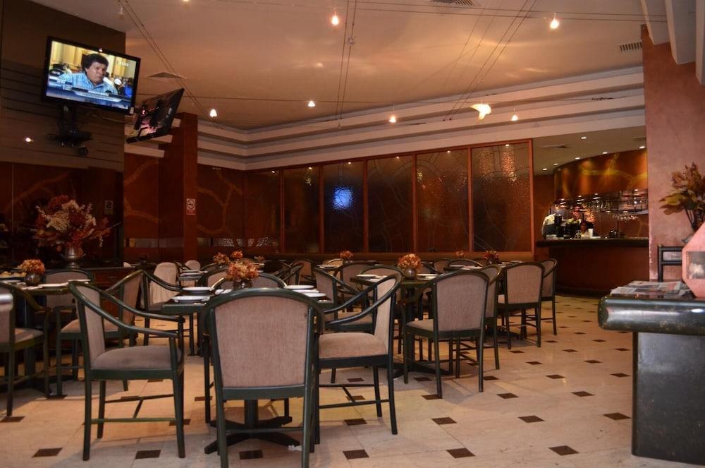 Hotel Maria Angola Lima Zewnętrze zdjęcie