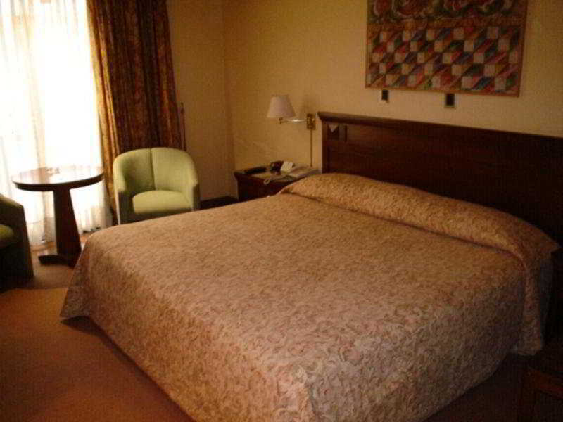 Hotel Maria Angola Lima Zewnętrze zdjęcie