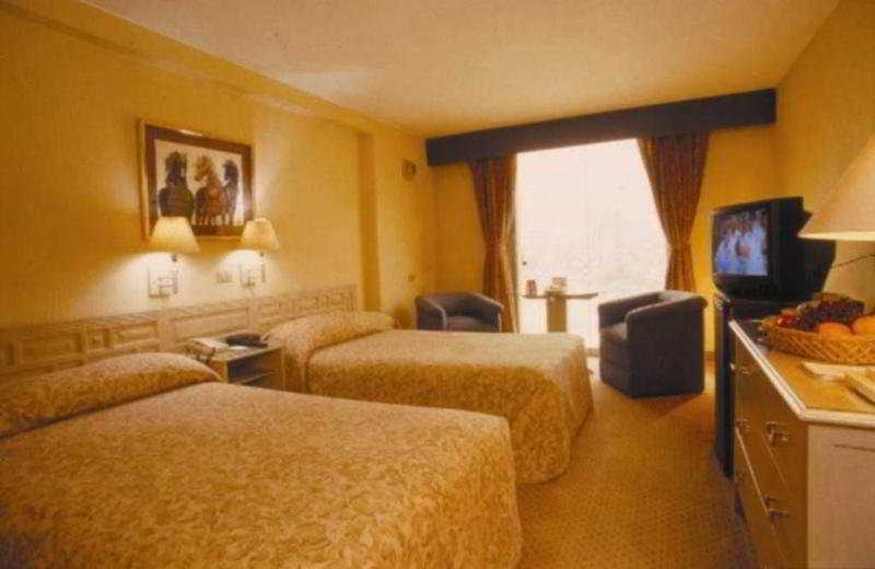 Hotel Maria Angola Lima Zewnętrze zdjęcie