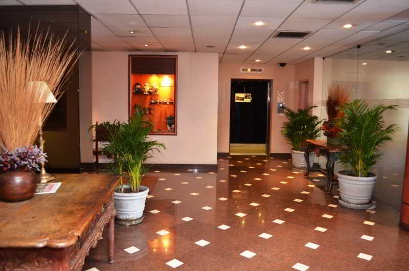Hotel Maria Angola Lima Zewnętrze zdjęcie